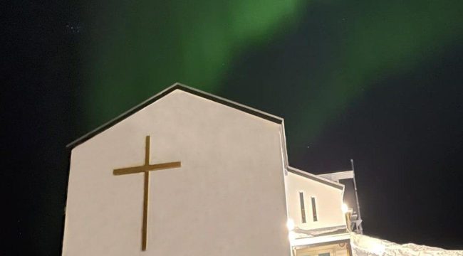 Гренландские католики: как геополитика влияет на местные традиции и идентичность