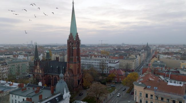 Климатическая нейтральность под алтарем: как берлинская церковь отапливается мини-ТЭЦ