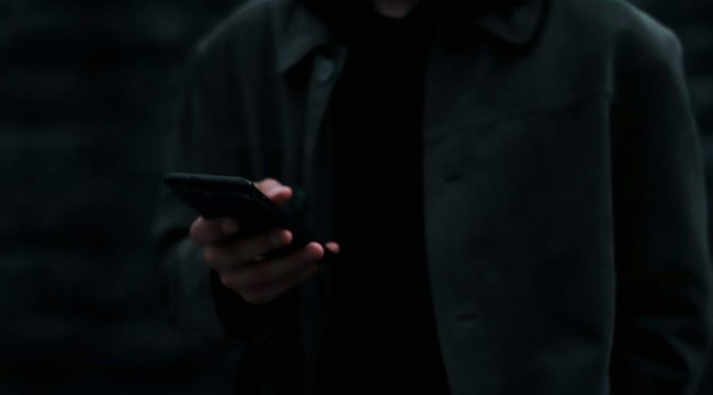 Исчезающие дары скуки: как цифровая эпоха меняет нашу человеческую сущность