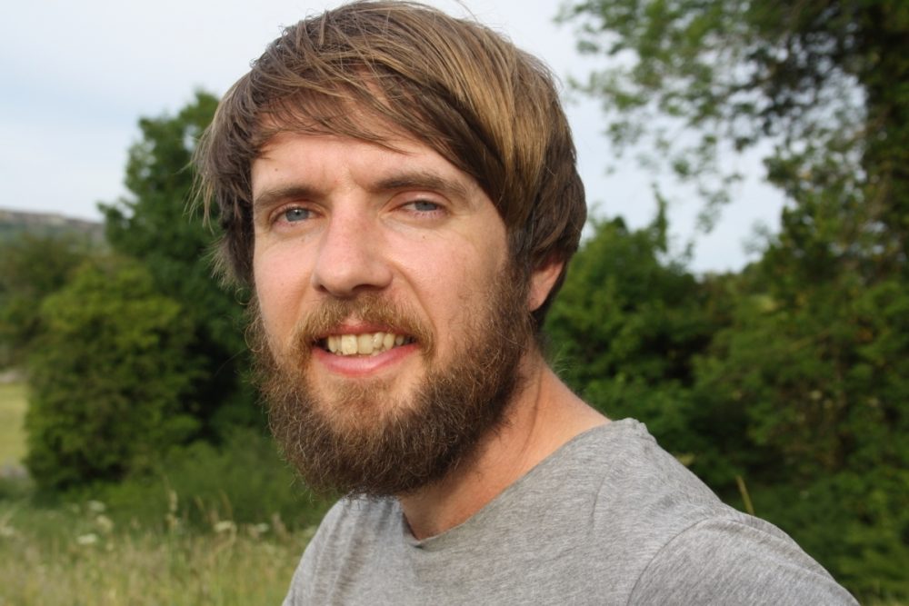 Христианского лектора уволили за комментарии о гомосексуальности, он продолжает борьбу за справедливость