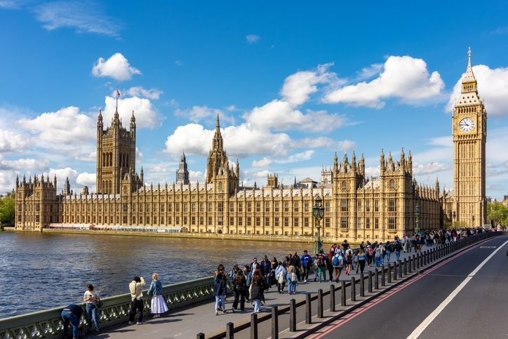 Законодательство об assisted suicide сталкивается с трудностями в Англии, Шотландии и Франции