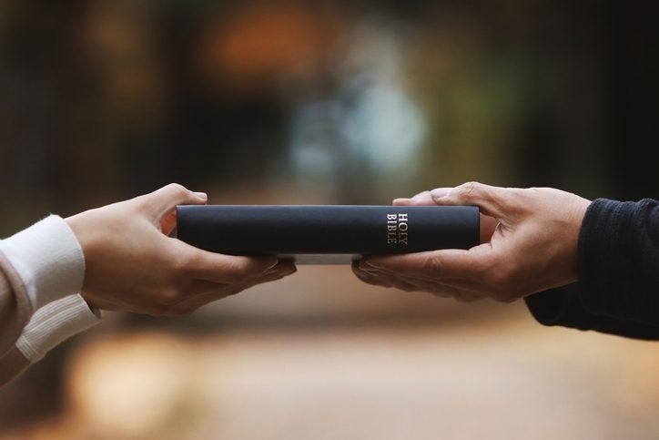 Исследование: отчет о «Тихом возрождении» повысил уверенность евангелистов в открытом обсуждении веры