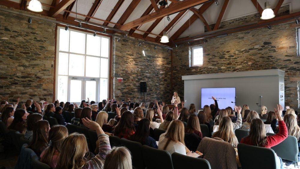 Церковь в Вашингтоне увеличила посещаемость на 2000% благодаря молодежи