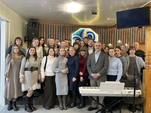 Развитие музыкального служения: семинар в Туле привлек внимание и вдохновение