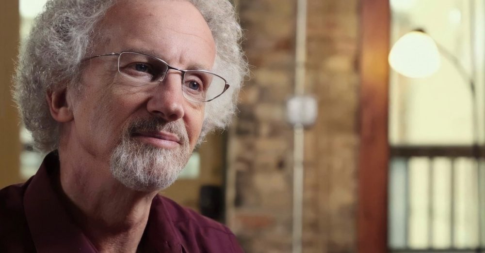 Известный христианский автор Филип Янси признался в многолетней связи и уходит из служения