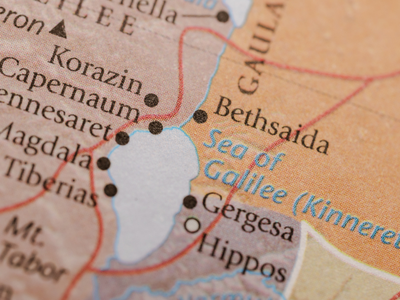 Как первая картографированная Библия сформировала идею национальных границ?