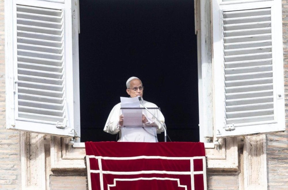 Папа Лев XIV о Крещении: «Бог не взирает на мир издалека, Он входит в нашу реальность»