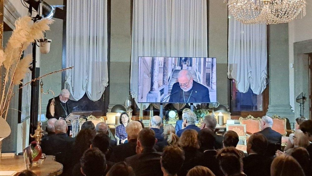 Италия и Ватикан объединились в борьбе за международный запрет суррогатного материнства