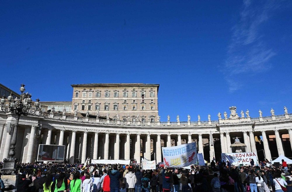 Папа Римский призывает к миру: Лев XIV о трагедии в Украине и важности единства