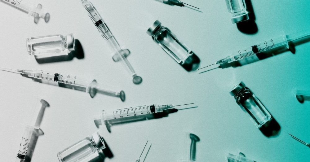 Как самостоятельно изучить вопрос о вакцинации: руководство от врача-практика