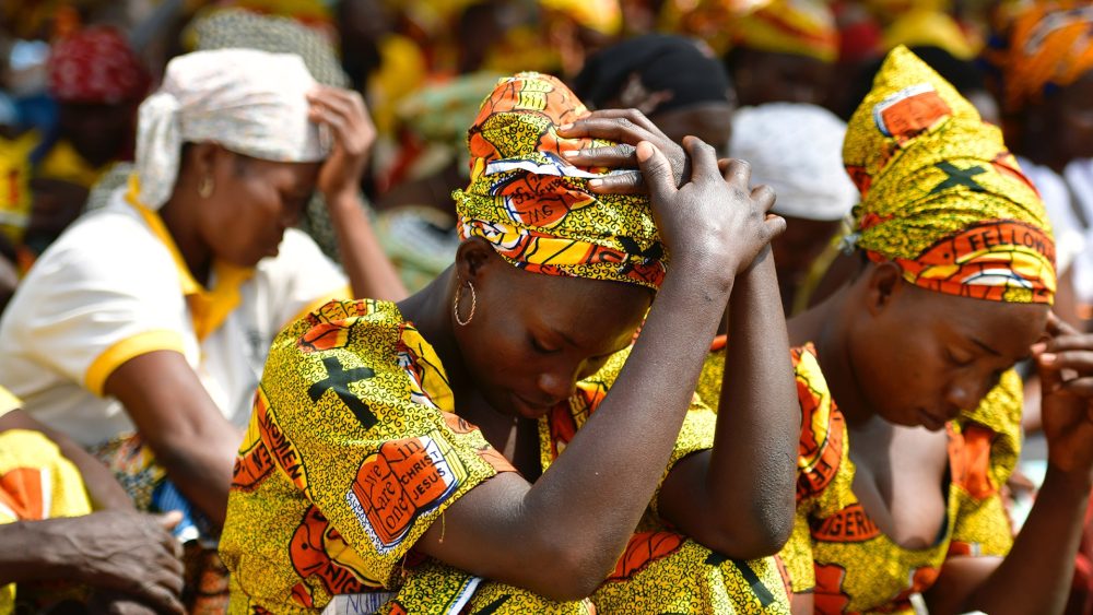 Сила веры: как надежда помогает выживать в условиях нигерийского кризиса