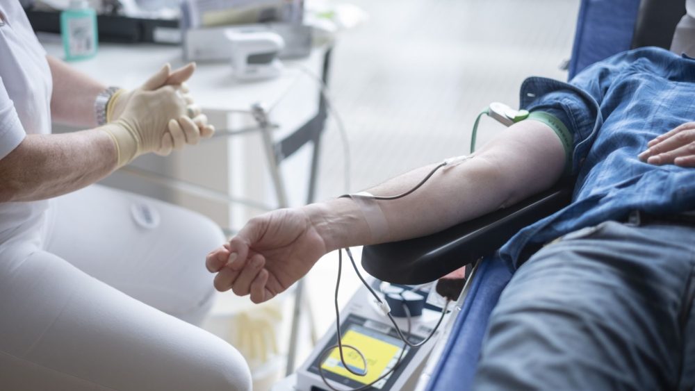 Немецкий Красный Крест столкнулся с острой нехваткой донорской крови по всей стране