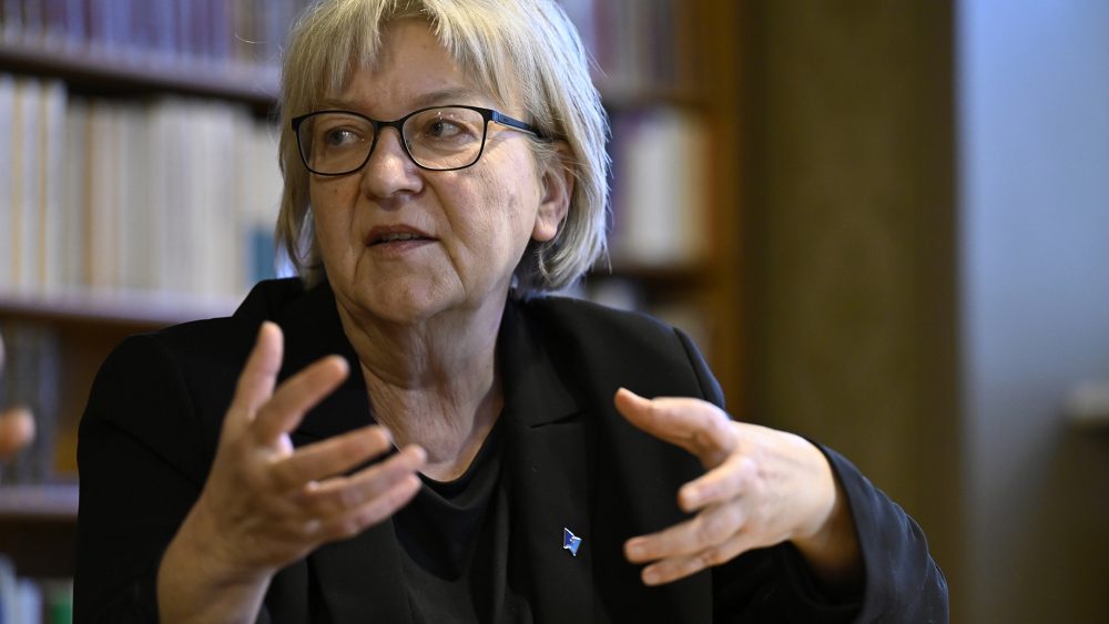 Церковь продолжает обсуждение мирной доктрины