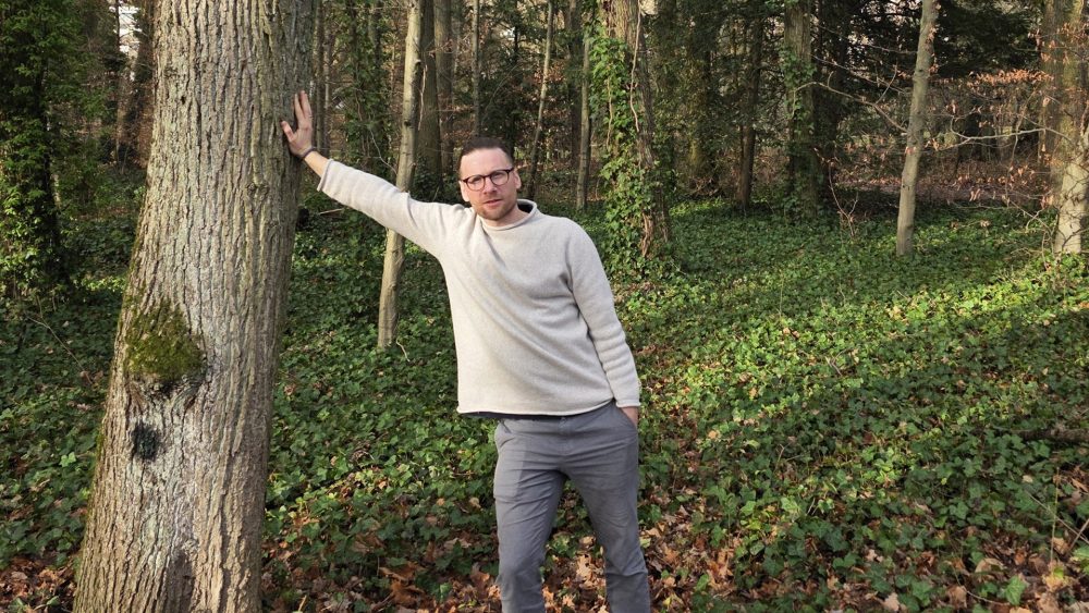 Обладают ли деревья сознанием? Религиовед исследует связь человека и природы