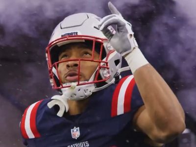 «Иисус взял прежнего меня и сделал новым»: как вера меняет жизнь звезды американского футбола ТреВейона Хендерсона