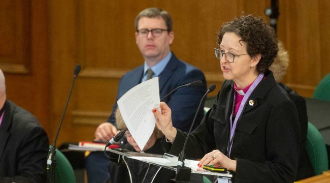 Церковь Англии внедряет новые меры по обеспечению безопасности для предотвращения будущих злоупотреблений