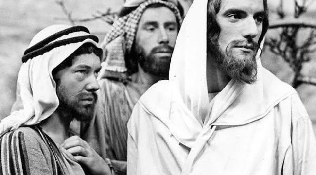 Революционный сериал BBC, который принес Иисуса на экраны телевизоров