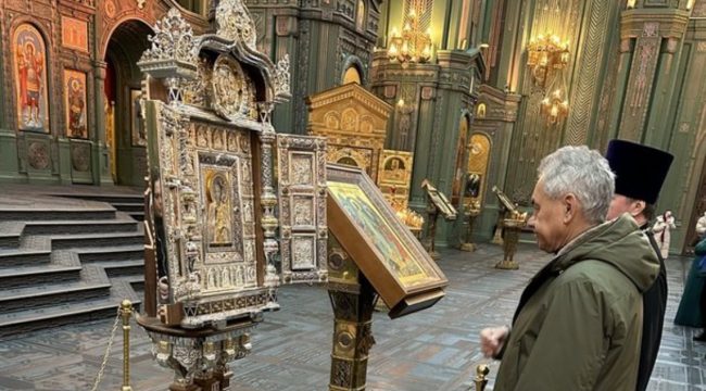 Шойгу представляет уникальный киот для Главного Храма ВС России: символ воинской доблести и духовного наследия