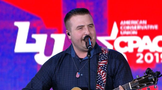 Руководство баптистской церкви Oakwood знало о сексуальных преступлениях сына пастора, утверждают иски