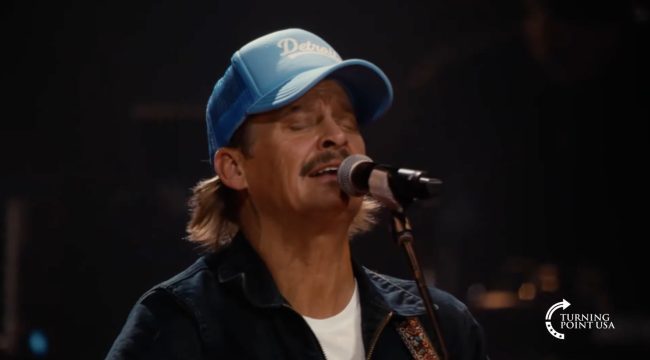 Джо Скарборо насмехается над Франклином Грэмом за поддержку шоу TPUSA в перерыве Супербоула