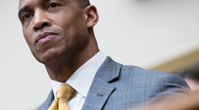 HUD начинает расследование разработчиков мусульманского жилого комплекса в Техасе на фоне обвинений в дискриминации