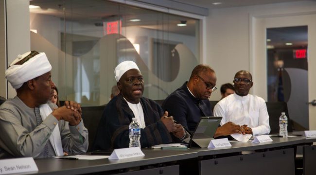 Лидеры христиан и мусульман объединяются, критикуя реакцию правительства Нигерии на массовые убийства и перемещение населения