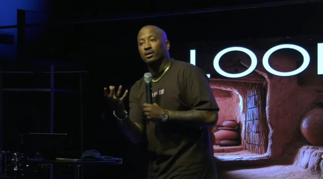 Пастор Адриан Дэвис, присвоивший более $400 тыс. у церкви, приговорён к 5 годам тюрьмы