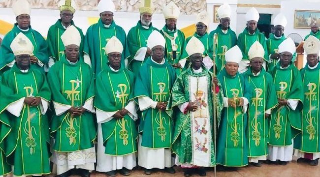 Католические епископы Ганы осуждают задержки выплат и призывают к спасению гангского какао