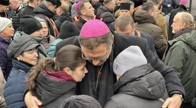 Ватиканский дипломат призывает к надежде в условиях усиливающейся войны в Украине