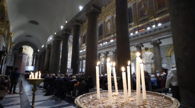 Кардинал Дзуппи: Молитва об Украине как символ надежды в условиях войны