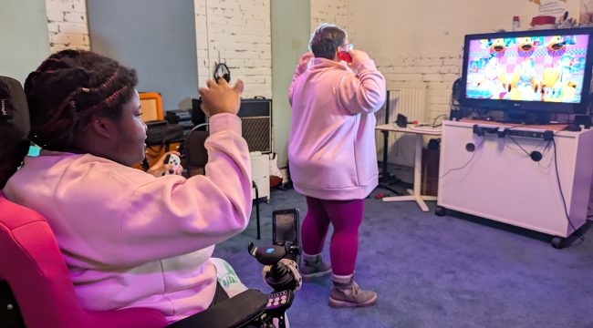 Как танцевать в инвалидной коляске: инклюзивные игры для всех