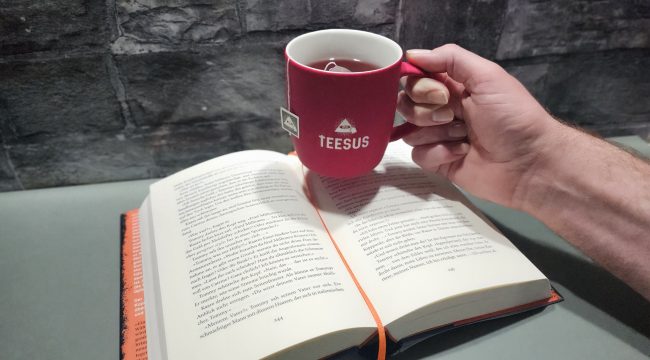 Теология в чашке: необычная чайная марка Teesus