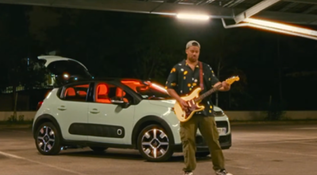 Макс Жан-Луи представил свой debut-альбом «CAPITALE»