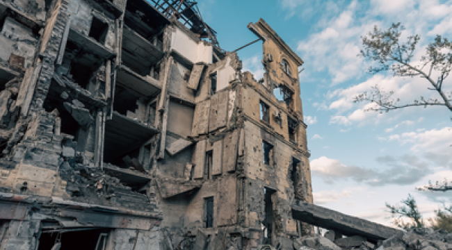 Четыре года спустя после российской инвазии папа подчеркивает необходимость "срочного" мира