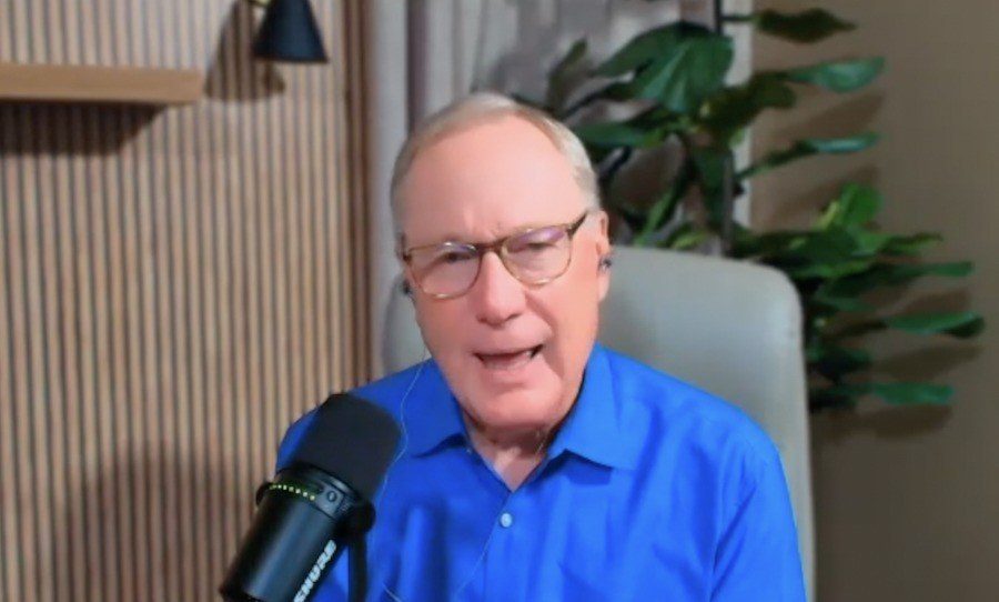 Макс Лукадо поддерживает Джона Корнина на выборах в Сенат США, отмечая его 'замечательную целостность'