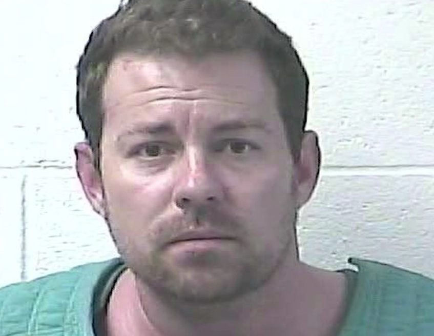 Арестован пастор поклонения: обвинения в изнасиловании и содомии с несовершеннолетним