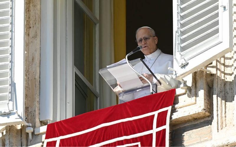 Папа Лев XIV призывает погасить смартфоны, чтобы создать «пространство для тишины» в период Великого поста