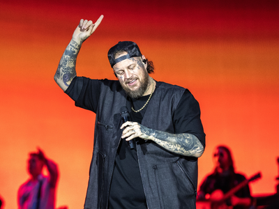 Грэмми 2026: Джелли Ролл делится своей христианской верой на сцене