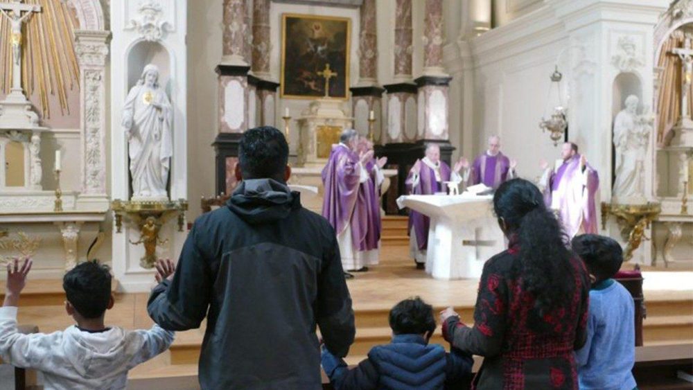 Европейские католики объединяются в молитве за мир без оружия