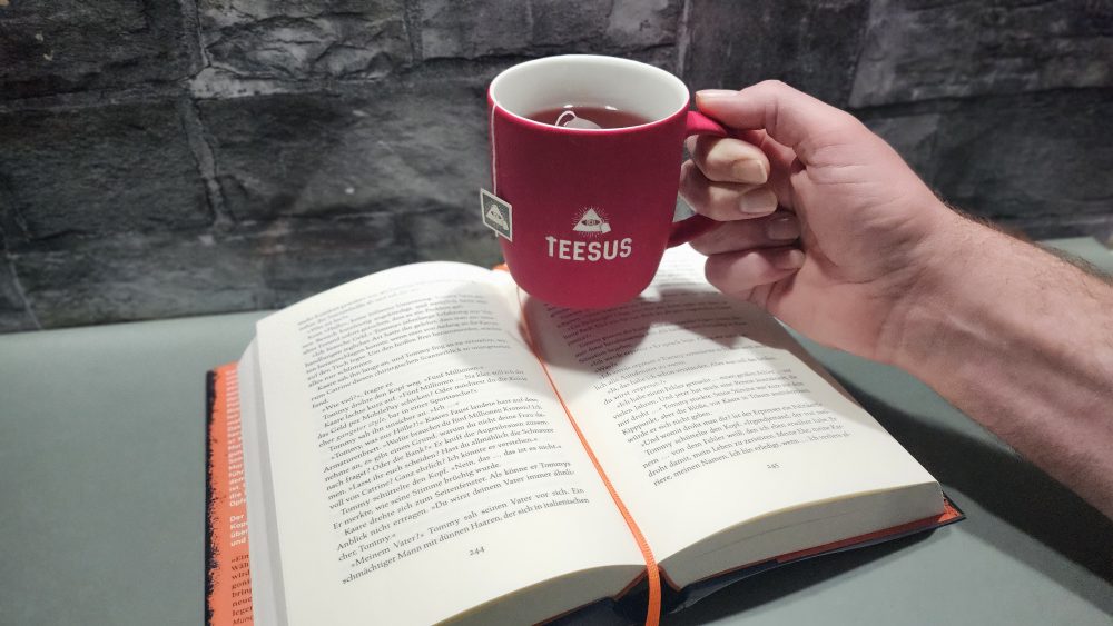 Теология в чашке: необычная чайная марка Teesus