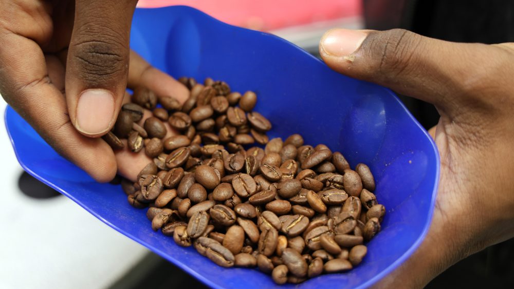 Как кофе становится менее политическим