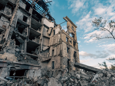 Четыре года спустя после российской инвазии папа подчеркивает необходимость "срочного" мира