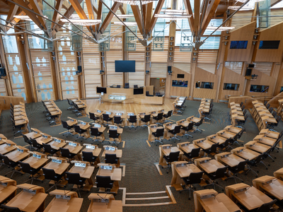 Шотландия: законопроект о криминализации покупки сексуальных услуг отклонен, несмотря на поддержку католической церкви