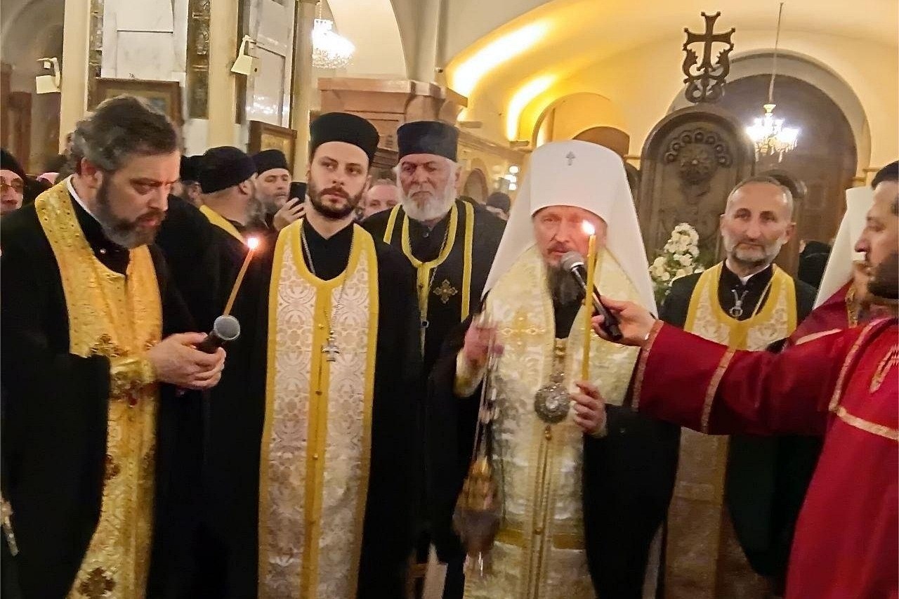 Делегация РПЦ прибыла в Тбилиси на похороны патриарха Грузии