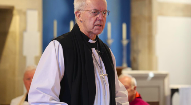 Джастин Уэлби обратился к психотерапии после отставки из-за провалов в деле Джона Смайта