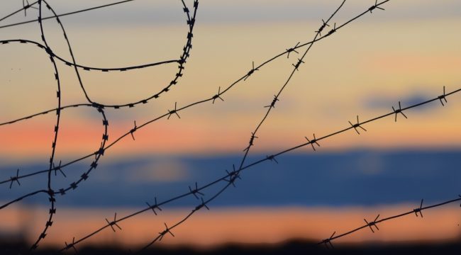 Мировые церковные лидеры предупреждают о "опасной точке невозврата" и призывают к миру