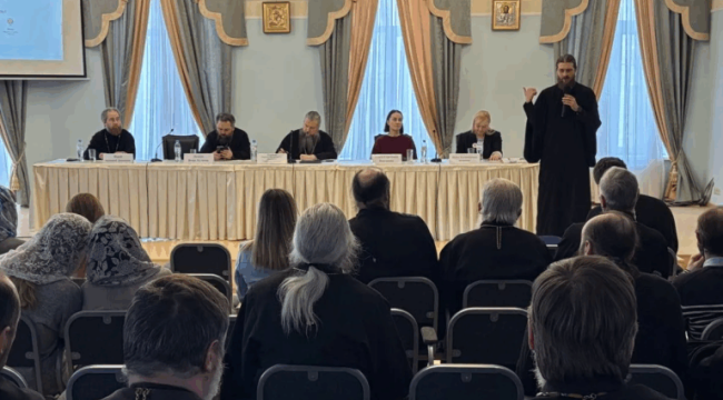 Директор Патриаршей гуманитарной миссии провел рабочий визит в Омскую епархию