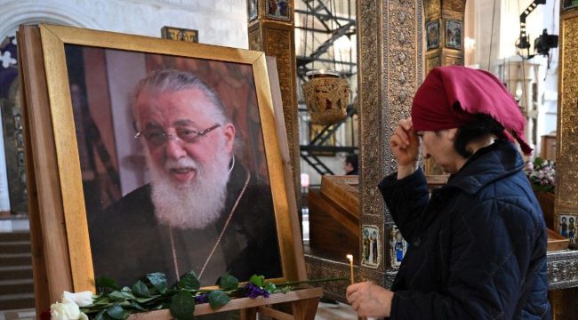 Папа Лев XIV почтил память Католикоса-Патриарха Илии II