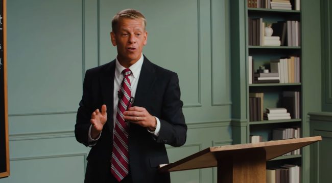 Руководитель Ligonier заявляет, что церковь отлучила его и жену после сообщения о подозрении в насилии над дочерью