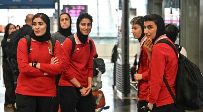 Женская сборная Ирана по футболу сталкивается с реальным страхом потерять жизни